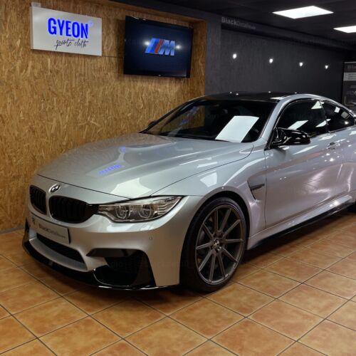 BMW M4 44